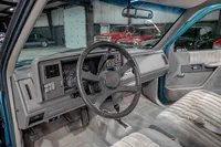1993-Chevrolet-K2500-Bright Teal Metalic-195397-46.jpg
